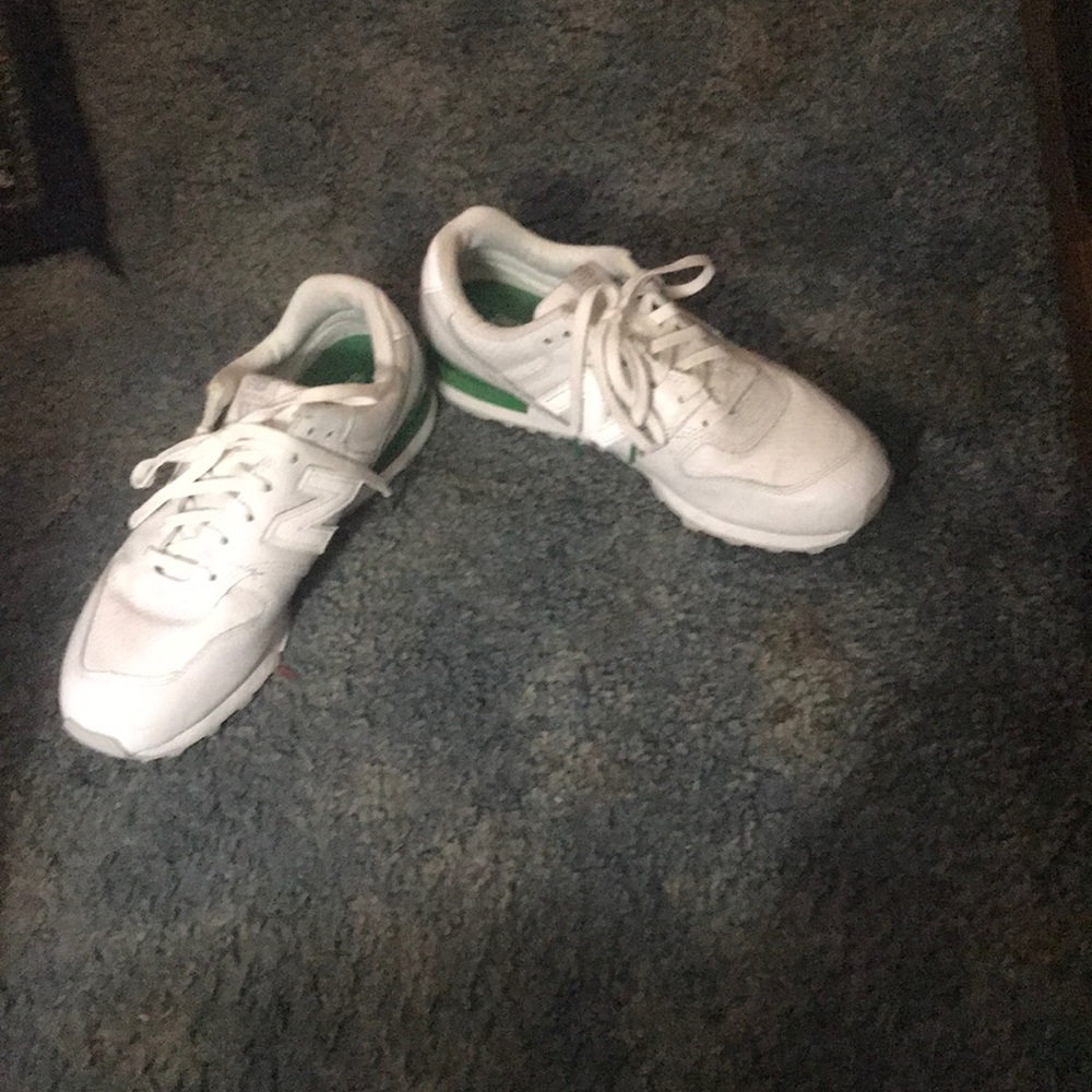 New balance - Picture 3 of 3